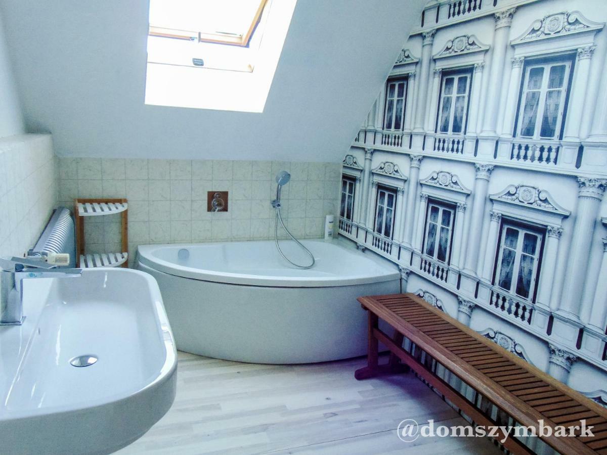 Villa Szymbark - Basen, Sauna, Balia, Jacuzzi, Dom Caloroczny W Szymbarku