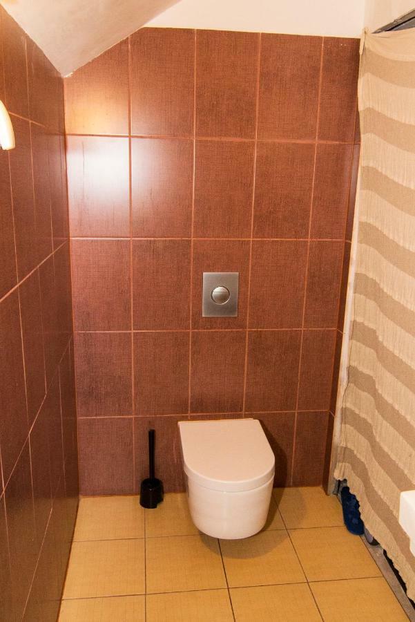 Villa Szymbark - Basen, Sauna, Balia, Jacuzzi, Dom Caloroczny W Szymbarku *